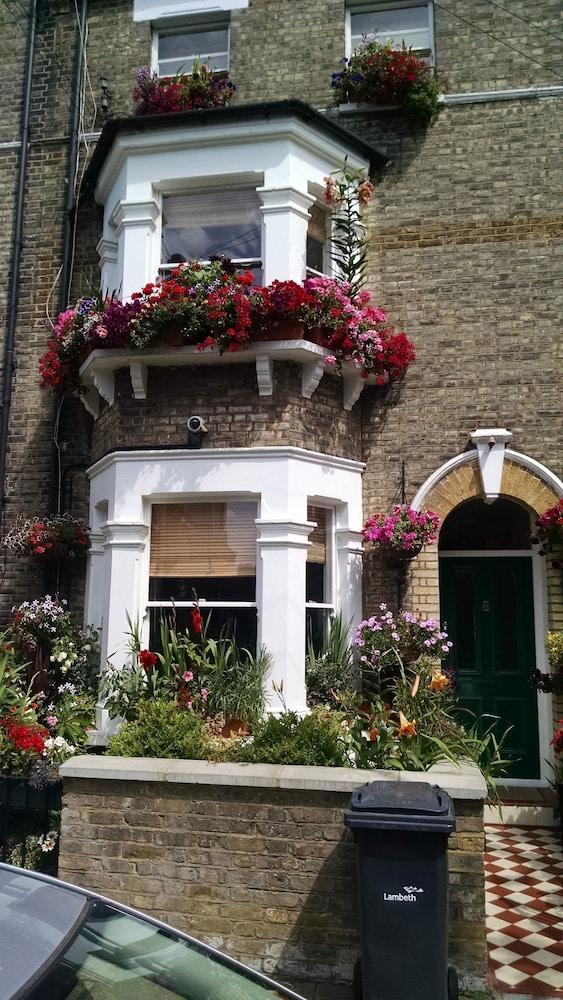 69Thegrove Acomodação com café da manhã Londres Exterior foto